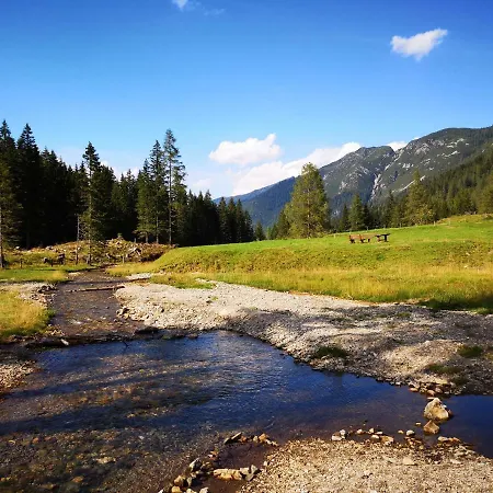 アパート Elisabeth フォルスタウ